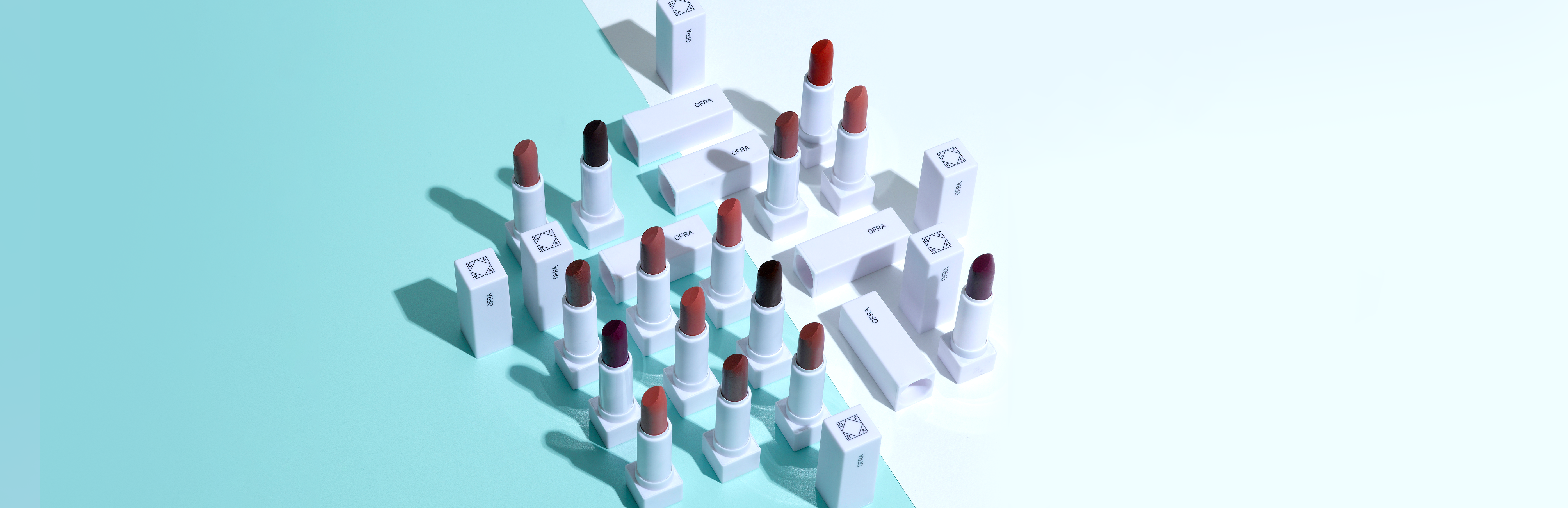 Lipstick hero image