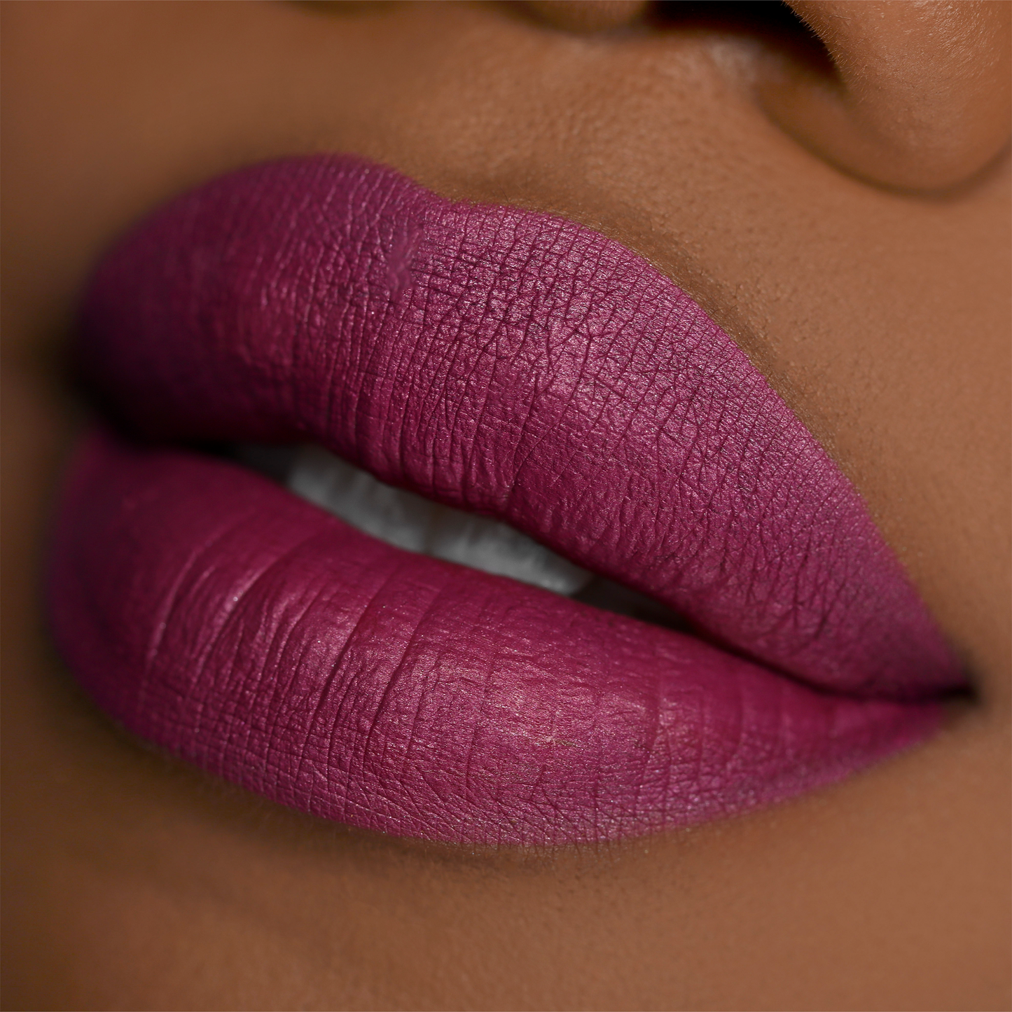 Long Lasting Liquid Lipstick - Malibu