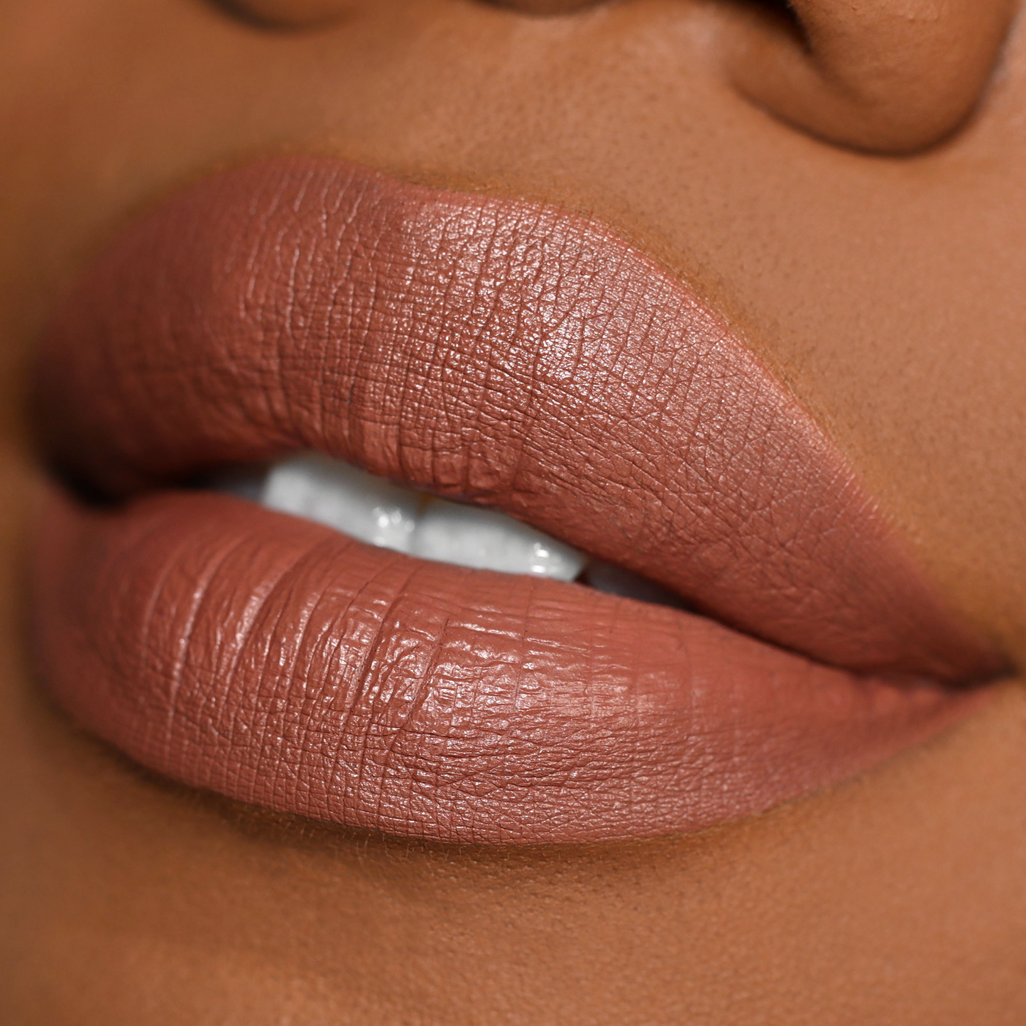 Long Lasting Liquid Lipstick - Verona