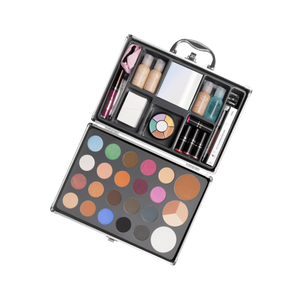 Cosmetologist's Portfolio - Large - Light/Medium